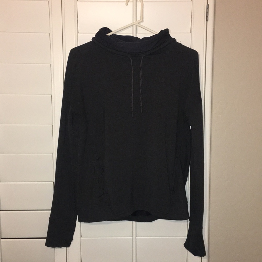 UNDER ARMOUR - black half turtle neck jacket
